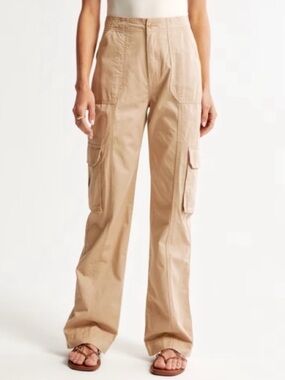 Abercrombie & Fitch NWT Relaxed Cargo Pant Bottoms High Rise Straight Pockets